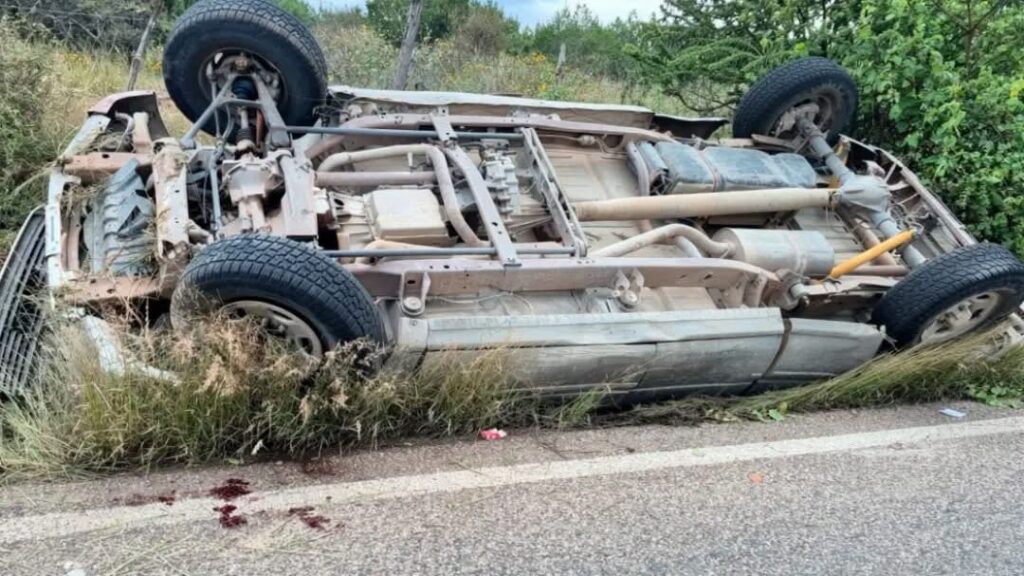 Volcadura en la carretera a Guadalupe y Calvo deja 10 lesionados